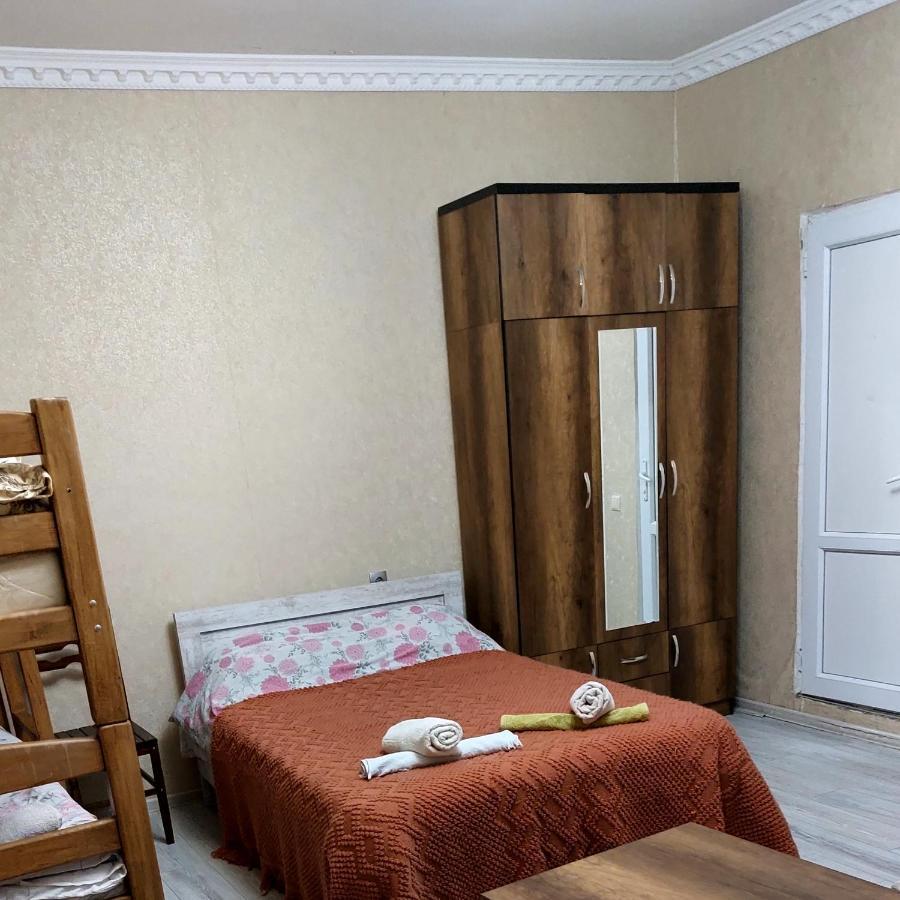 Hotel The White House Kazbegi Exterior foto