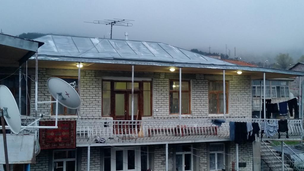 Hotel The White House Kazbegi Exterior foto